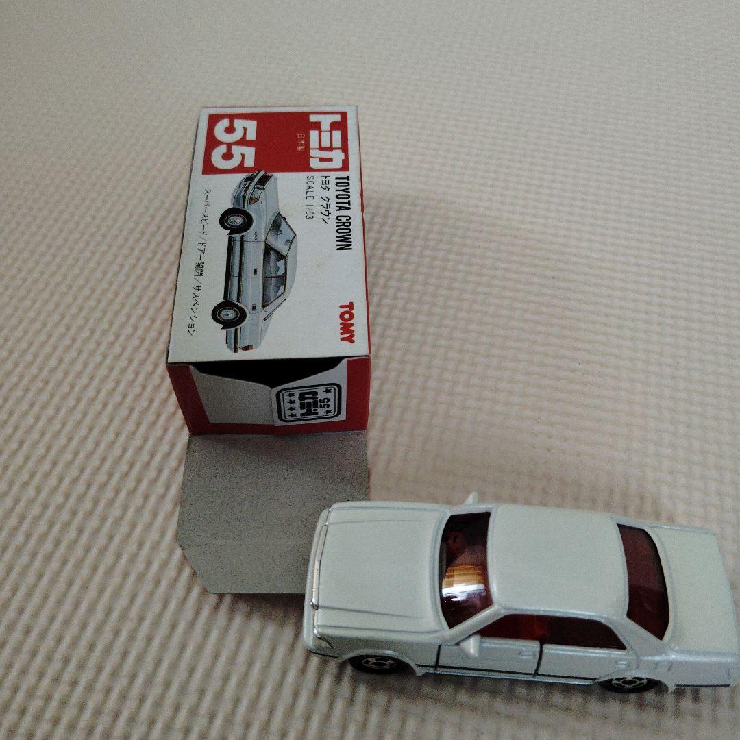 トミカ 55 トヨタ クラウン