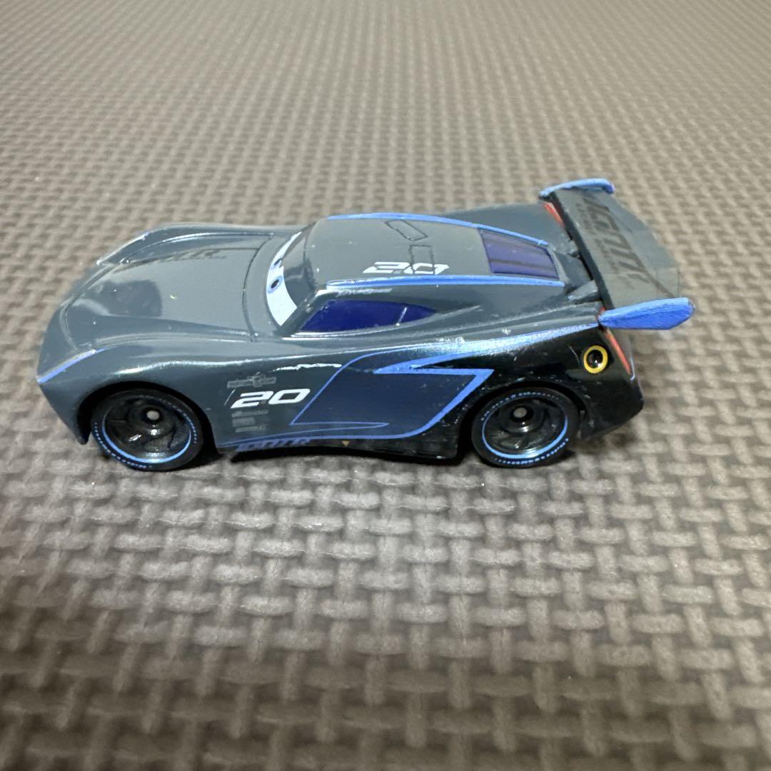 トミカ カーズ カーズ3 クロスロード3台セット ※バラ売り不可