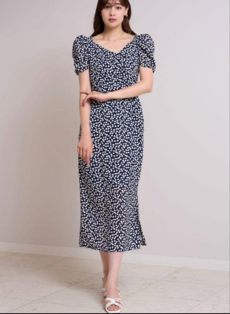 Baby Cherry Pattern One-Piece 新品未使用 Cherry Pattern Cache-Coeur One-Piece xs - メルカリ