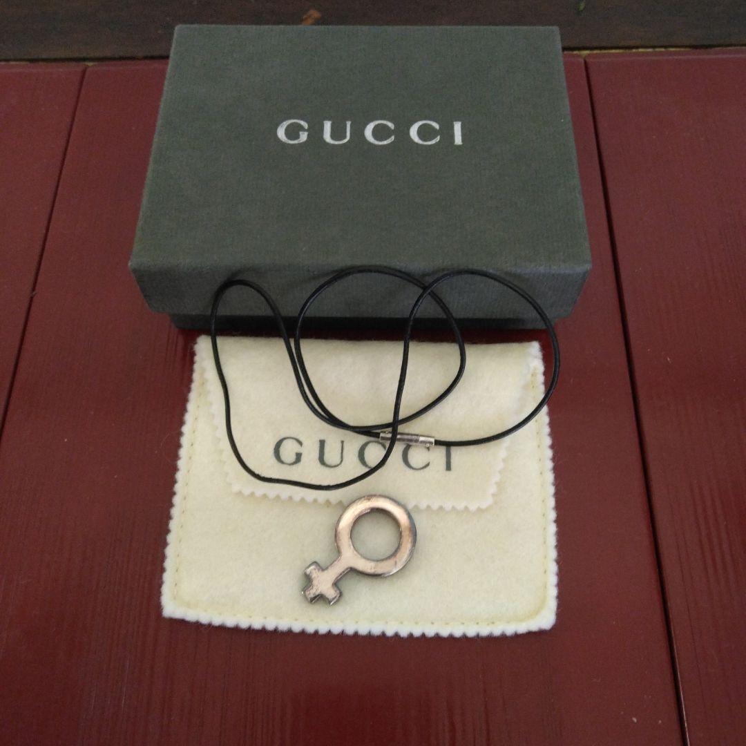 GUCCI グッチ　シンボルチョーカー（メス) ペンダント VINTAGE GUCCI グッチ シンボルチョーカー（メス) ペンダント VINTAGE