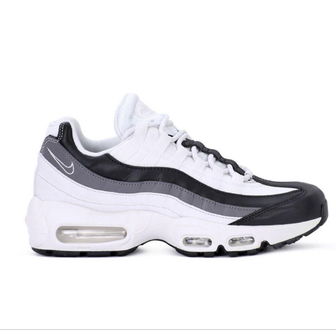 美品　雑誌掲載　NIKE エアマックス95 25センチ　白　黒　グレー