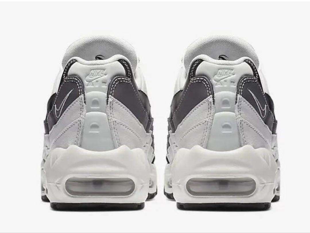 美品　雑誌掲載　NIKE エアマックス95 25センチ　白　黒　グレー