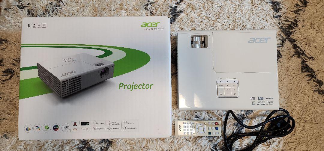 美品 Acer H6510BD プロジェクタ  DLP Projector
