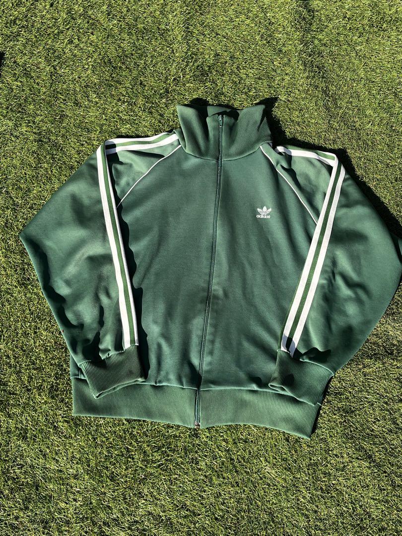adidas トラックジャケット　デサント製　80s 90s