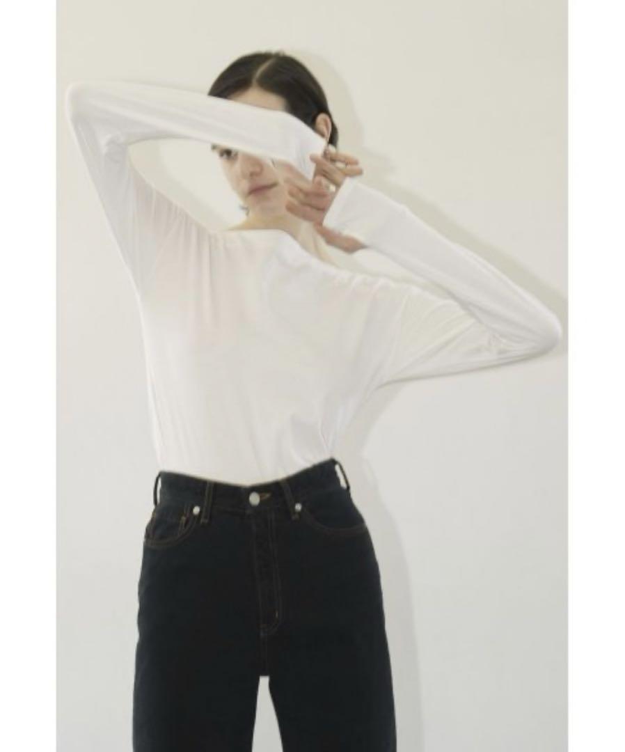 クラネ　ARRANGE BOAT NECK TOPS