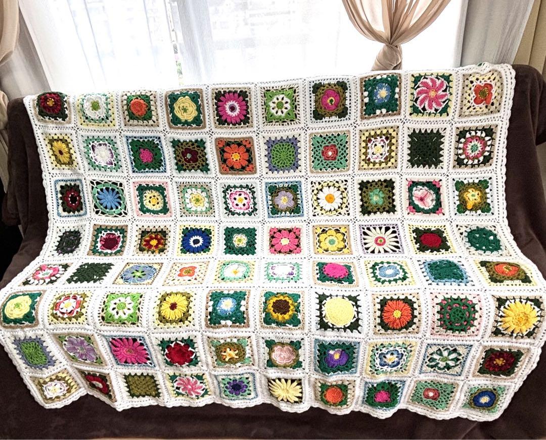 ハンドメイド　立体　花モチーフ　マルチカバー　かぎ針編み