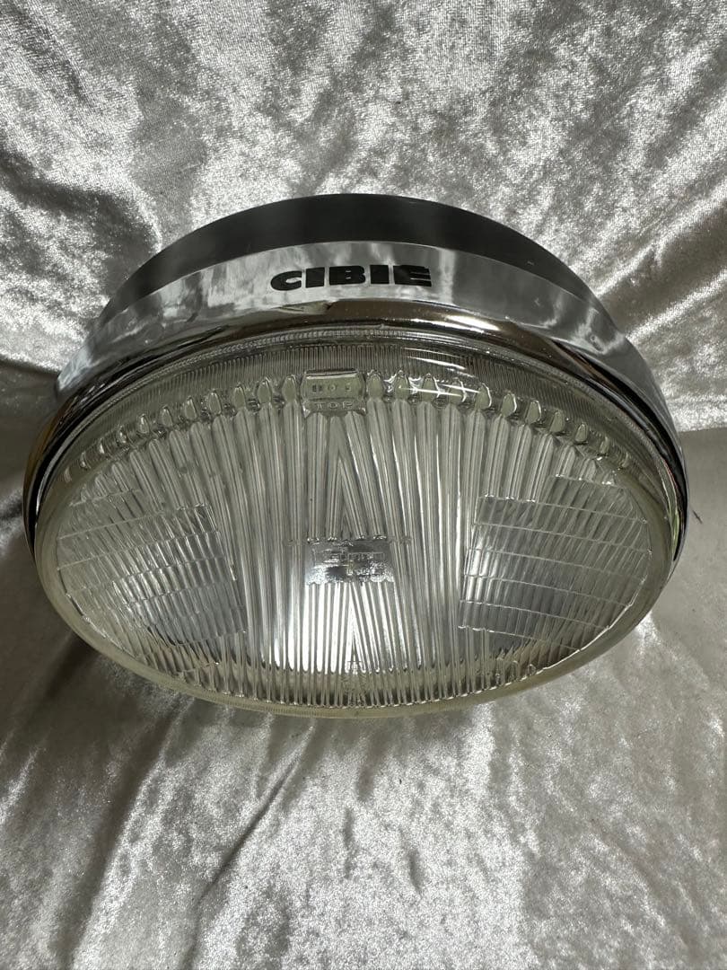 新品希少当時物シビエスーパーオスカー180π凹みレンズ付ヘッドライト