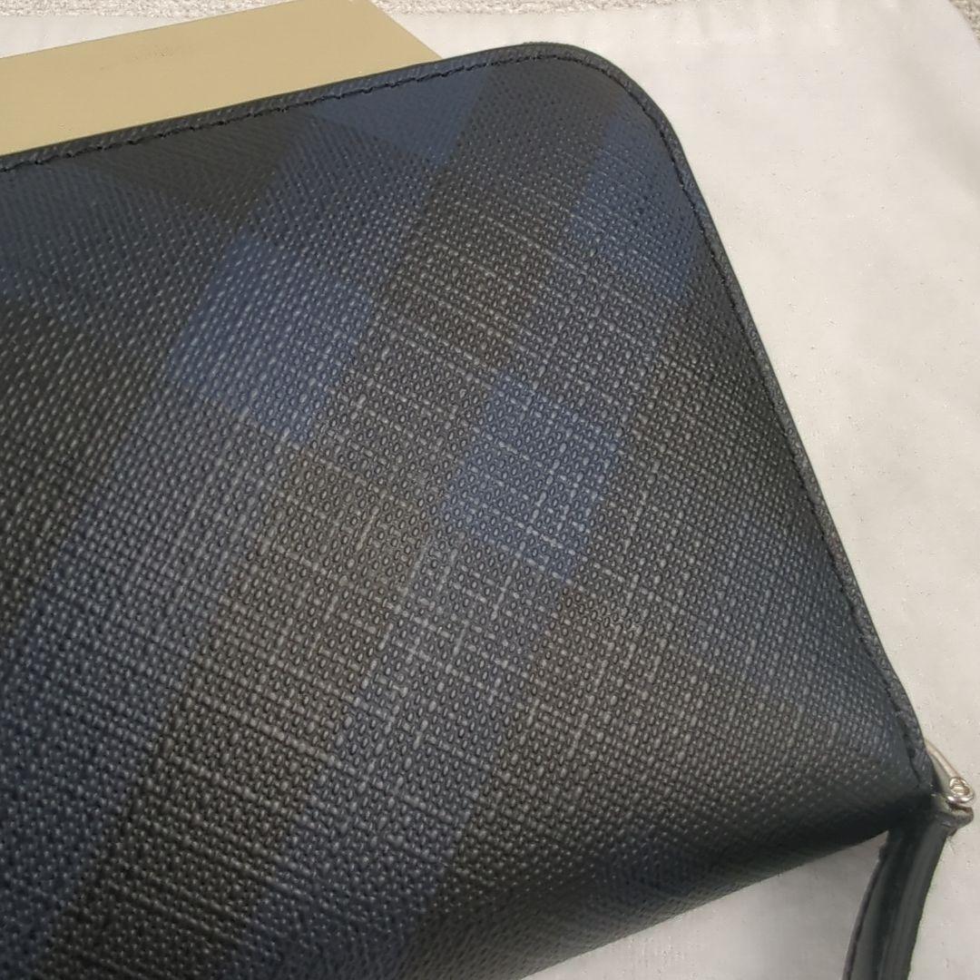 【美品】BURBERRY バーバリー チェック ラウンドジップ ジッピー 長財布