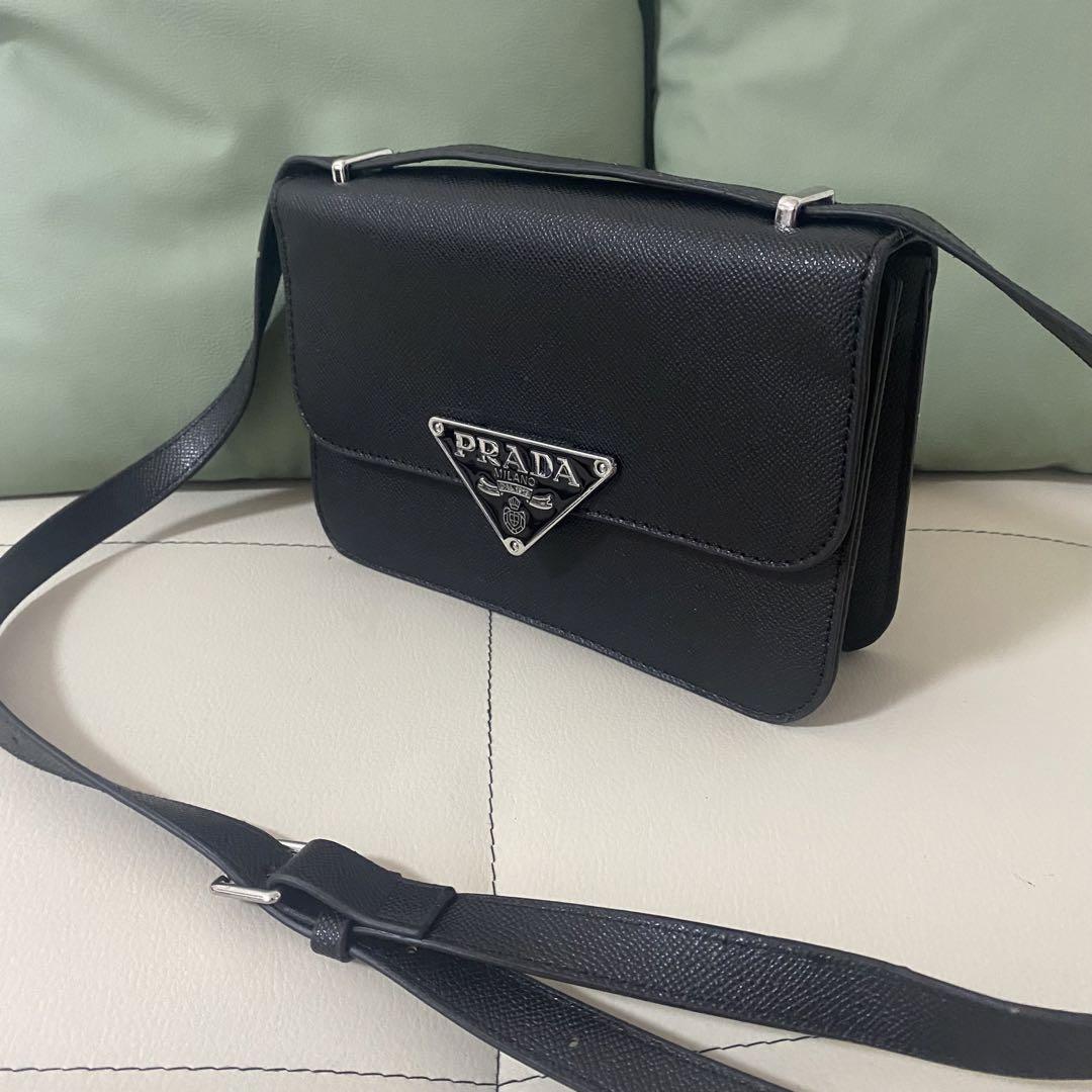PRADAプラダ ポーチ ノベルティショルダーバッグ.” - バッグ買う