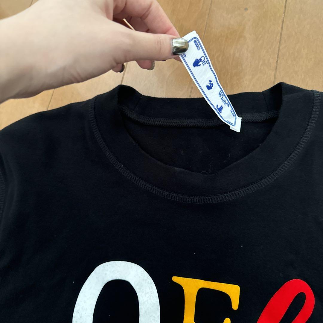 オフホワイト クロップド丈 Tシャツ