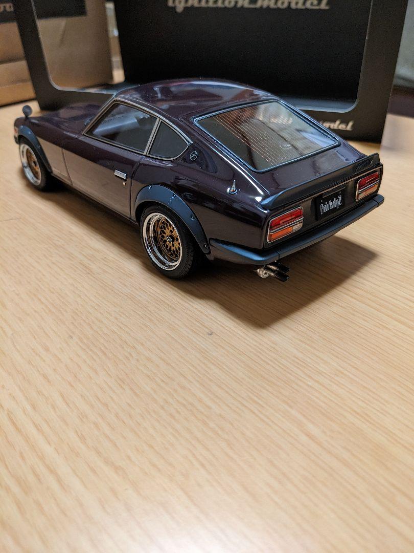 イグニッションモデル1/18　ニッサン フェアレディ 240 ZG