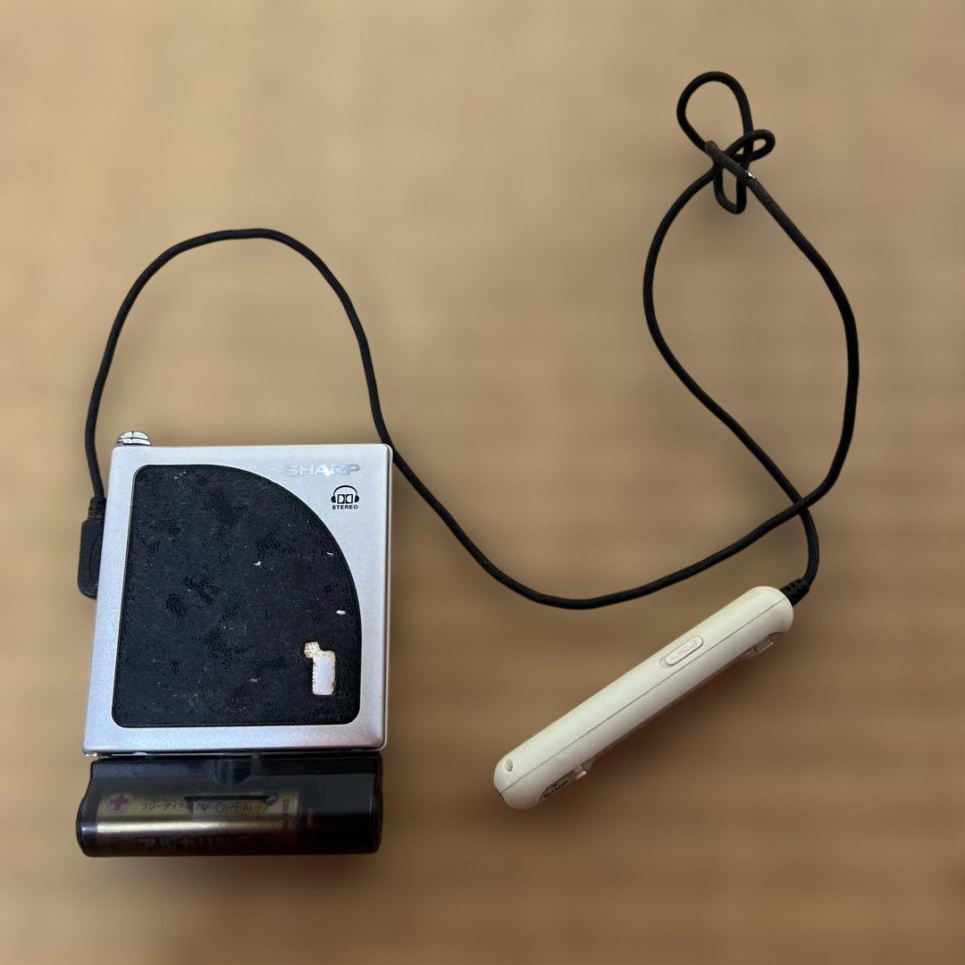 SHARP ポータブルMDプレイヤー MD-DS700 - メルカリ