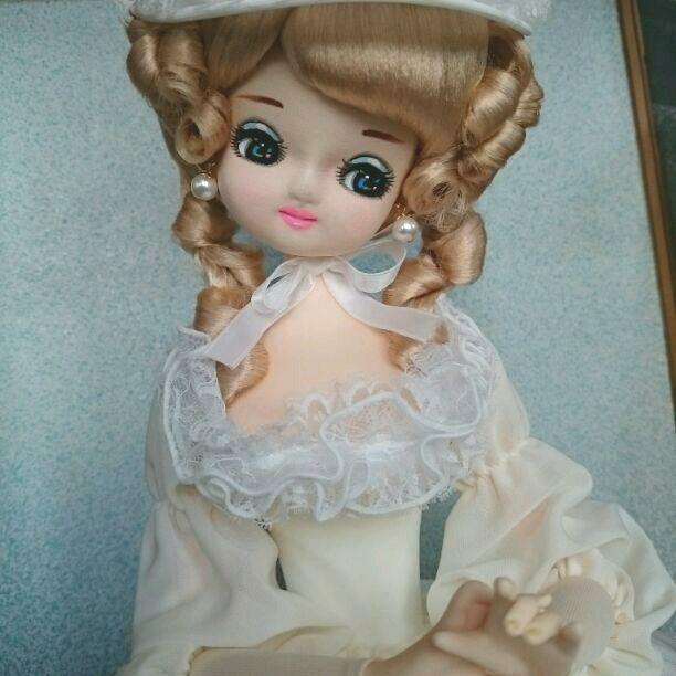 リボン スキヨドール フランス人形 - メルカリ