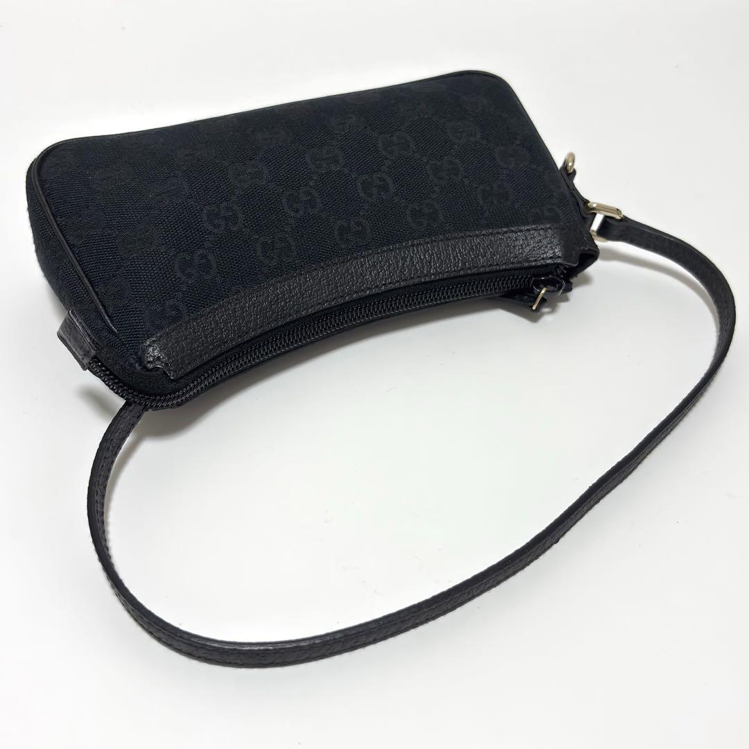 283✨極美品✨グッチ アクセサリーポーチ ハンドバッグ GG