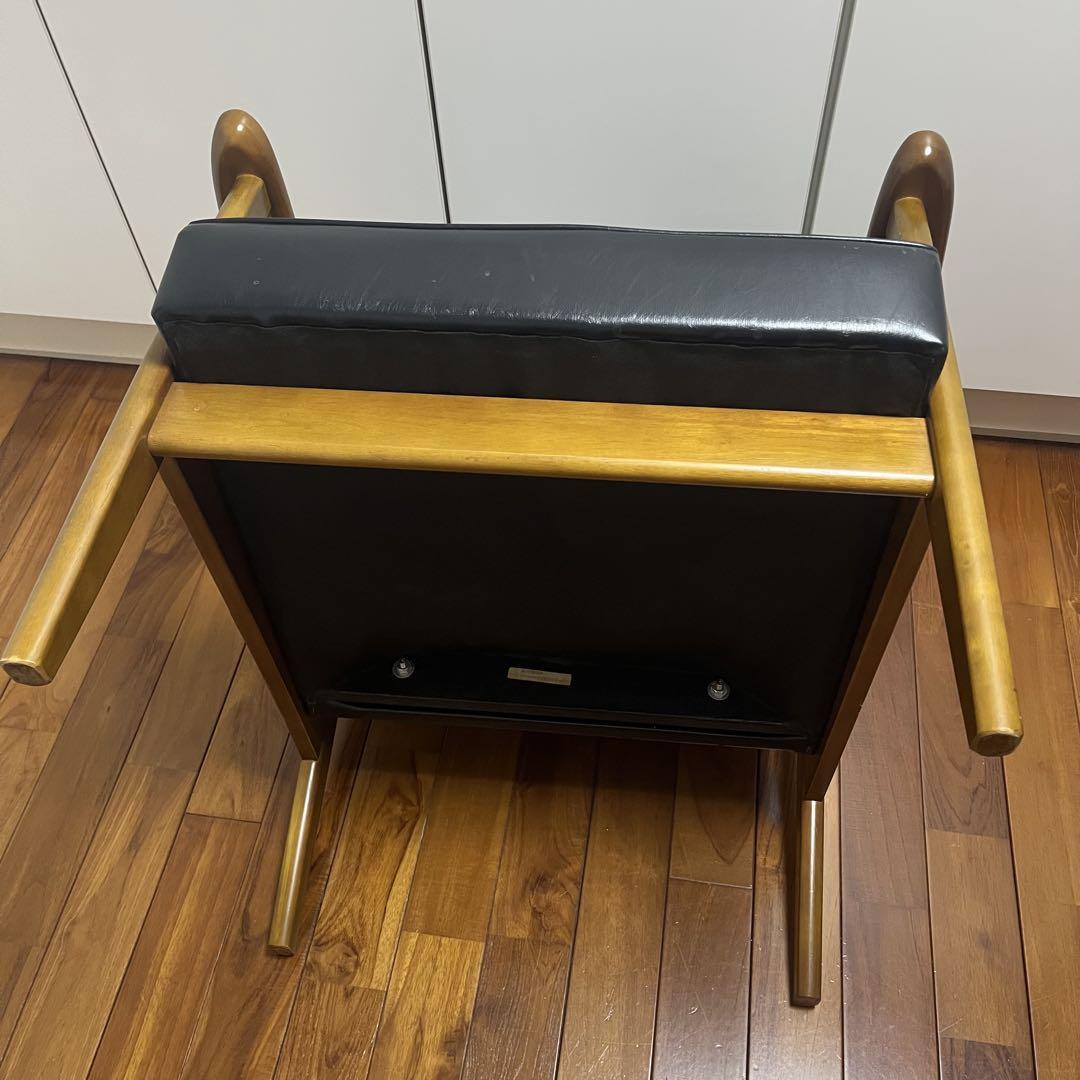 カリモク60 Kチェア　1シーター　スタンダードブラック