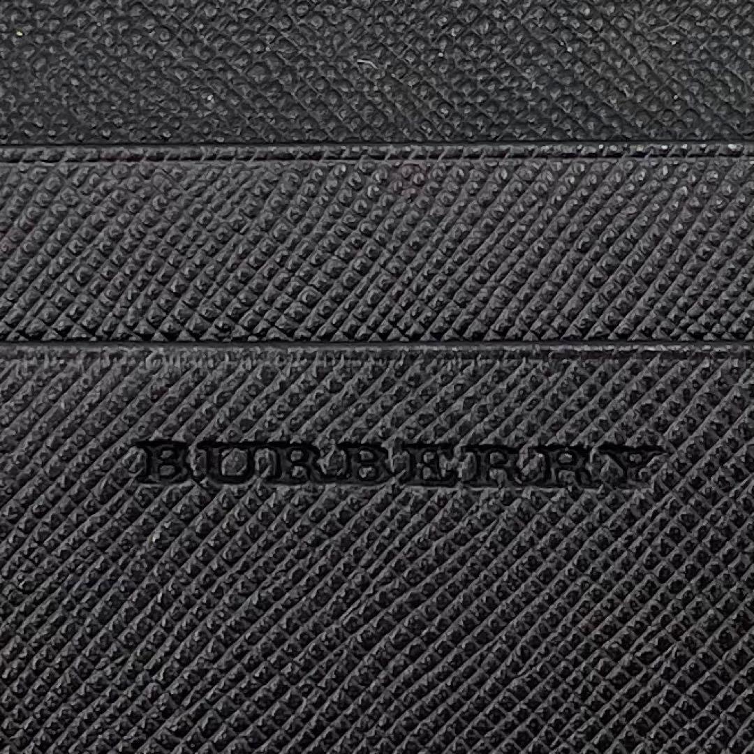BURBERRY バーバリー　カードケース　ロゴ型押し　名刺入れ　ノバチェック