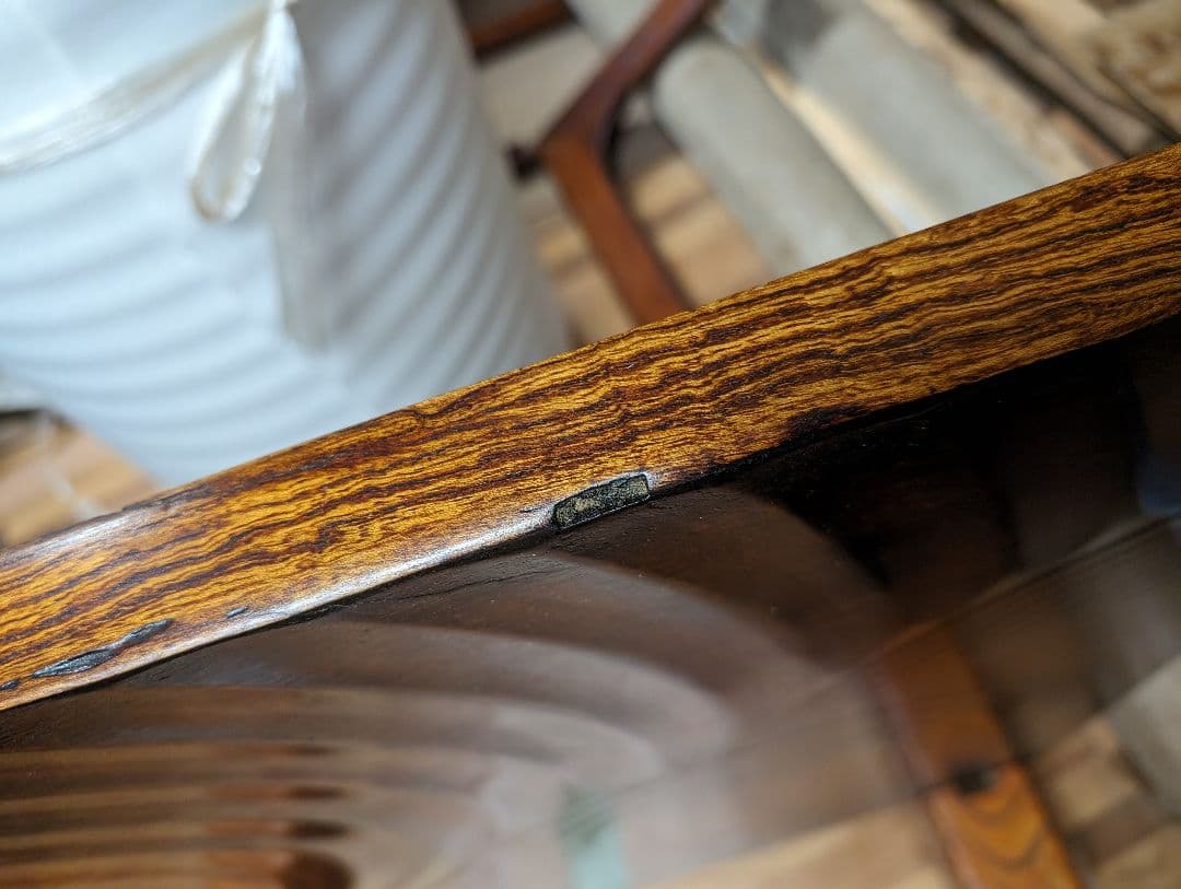 欅一枚の板衝立て　国内職人の一貫作業 欅一枚の板衝立て国内職人の一貫作業