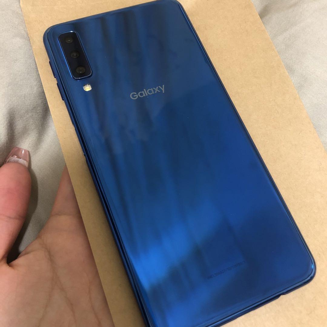 Galaxy A7 ブルー SIMフリー買う
