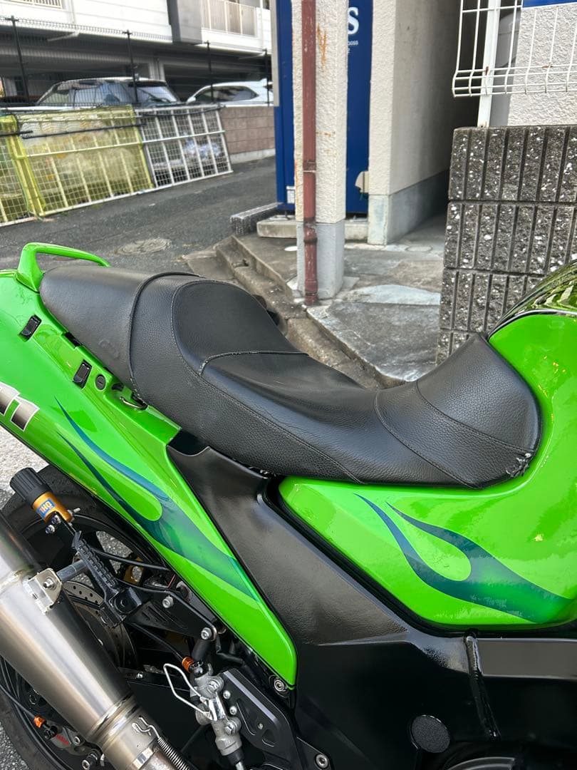 ZZR1100D コルビン シート 社外 カスタムシート カスタム傷や汚れあり