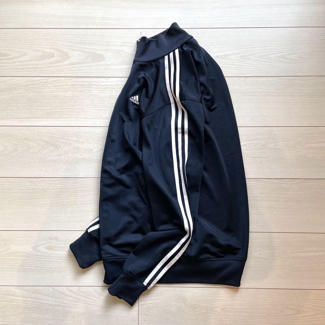 XL アディダス