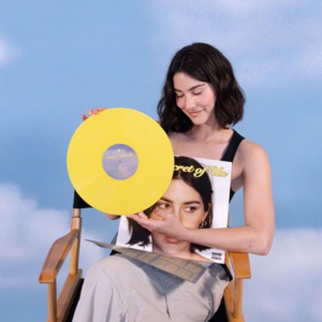 Gracie Abrams 直筆サイン入りレコード 限定盤 - メルカリ