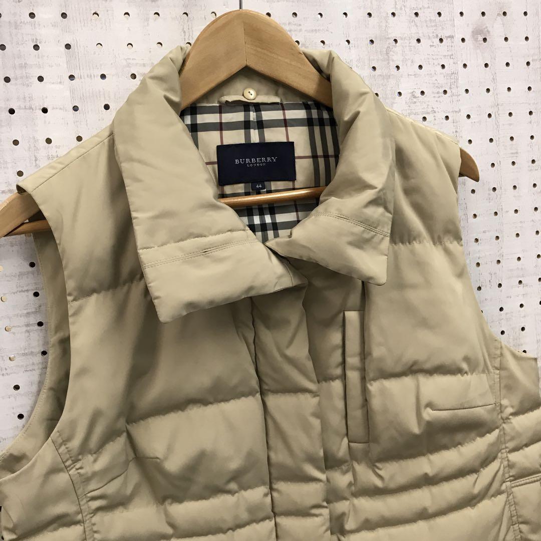バーバリー Burberry ダウン ベスト チンストラップ ハイネック バーバリー Burberry ダウン ベスト チンストラップ ハイネック