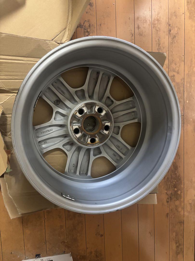 30、31セルシオ　純正ホイール（17インチ）