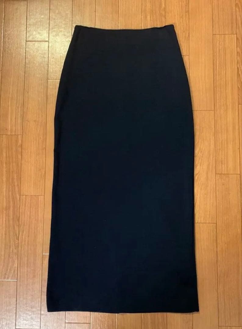 ほぼ新品‼︎TOMORROWLAND ミラノリブタイトスカート　ネイビー