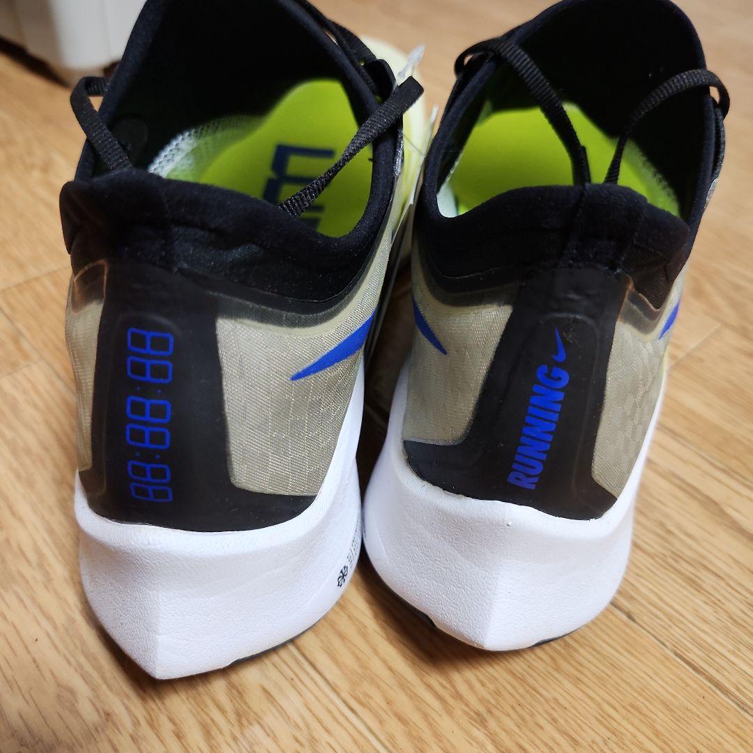 【新品未使用】ナイキ　ズームフライ3 【28cm】