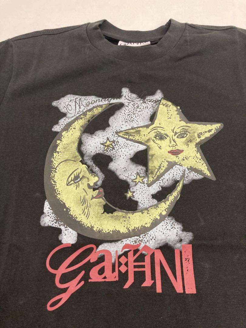 ブラックGANNI ブラック Tシャツ 月と星デザイン