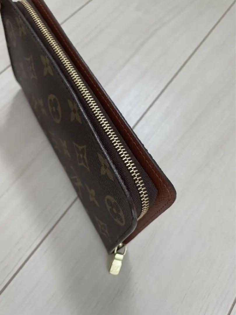 VUITTON 長財布