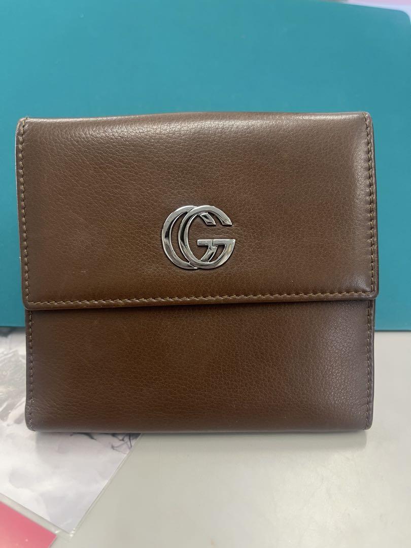GUCCI ブラウンレザー 二つ折り財布