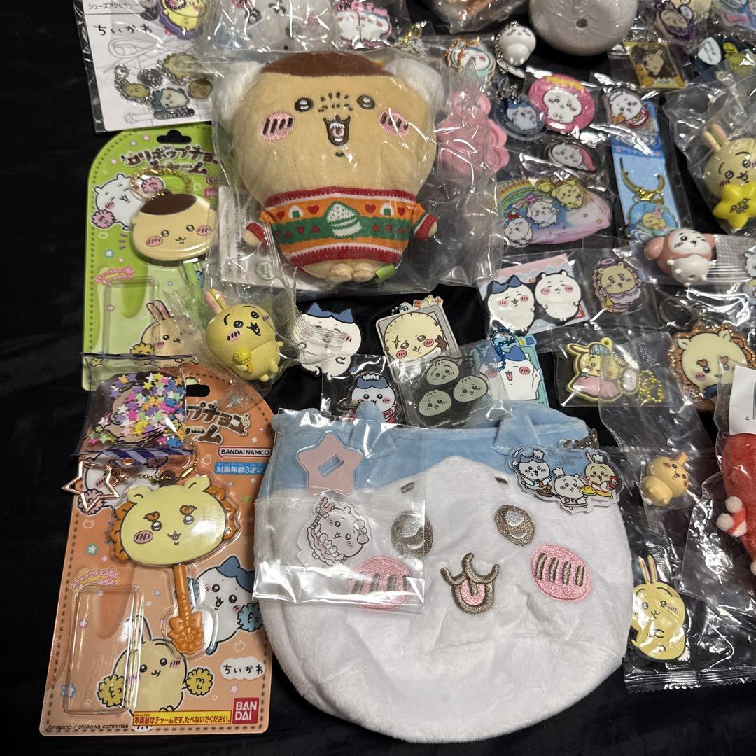 ちいかわ 缶バッジ ラバスト アクスタ キーホルダー等 約160点