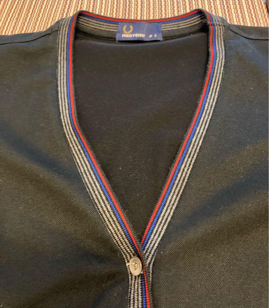 FRED PERRY 黒 長袖カーディガン JP S トップス