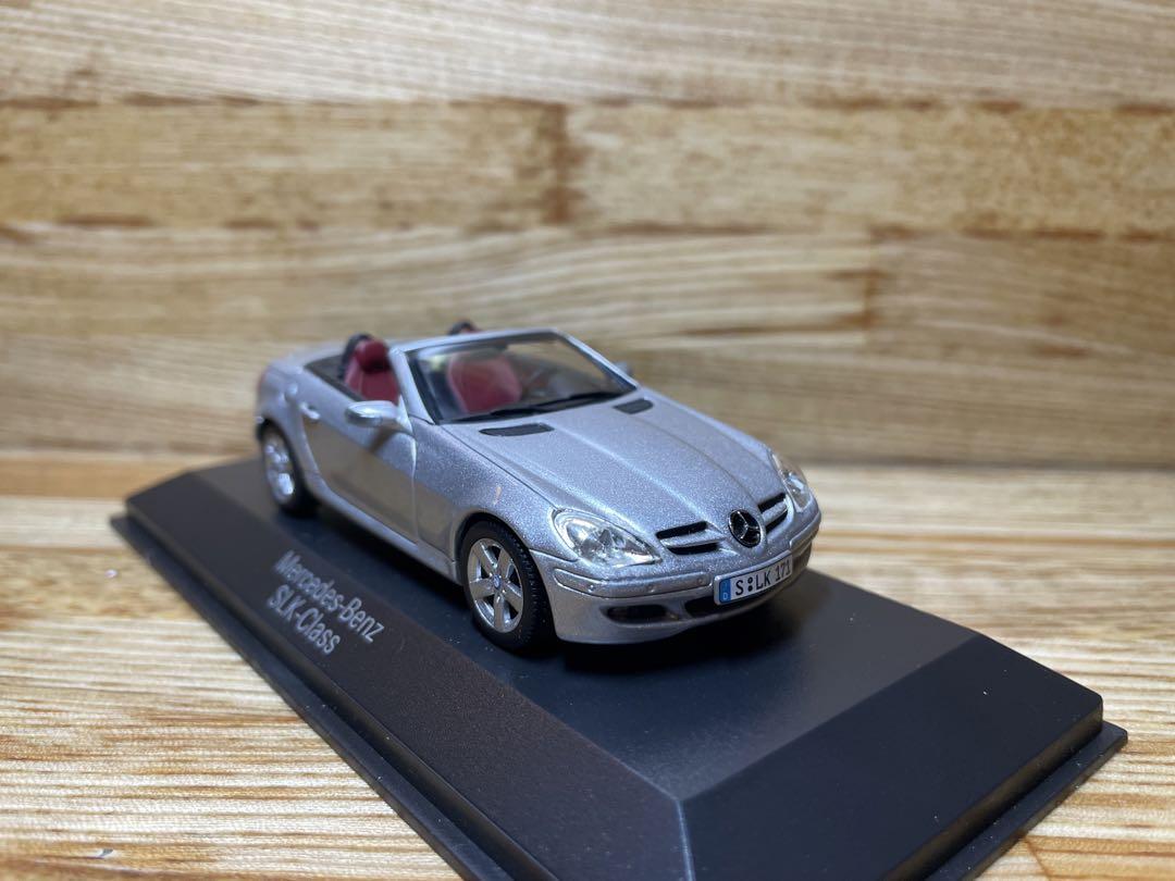 ミニカー　1/43　メルセデスベンツ　SLKクラス　シルバー　ディーラー正規品