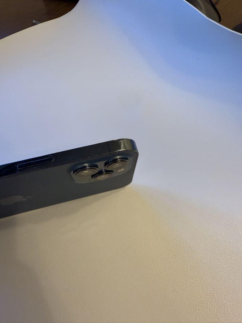 Apple iPhone 12 pro max 256GB 傷割れあり