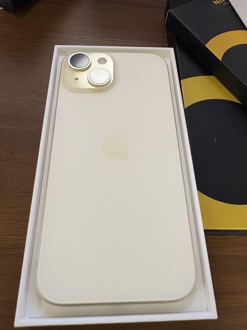 【全品送料無料】 Y*7様 Apple iPhone15 イエロー 256GB 新品同様 保証残あ スマートフォン本体