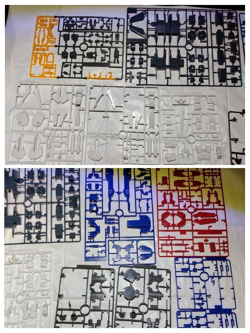 美品  状態❌❌❌ジャンク訳あり商品説明お読み下さいプラモデル ロボット