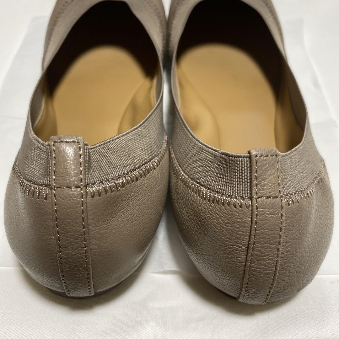 Tory Burch トリーバーチ フラットシューズ ベージュ Tory Burch トリーバーチ フラットシューズ ベージュ 靴