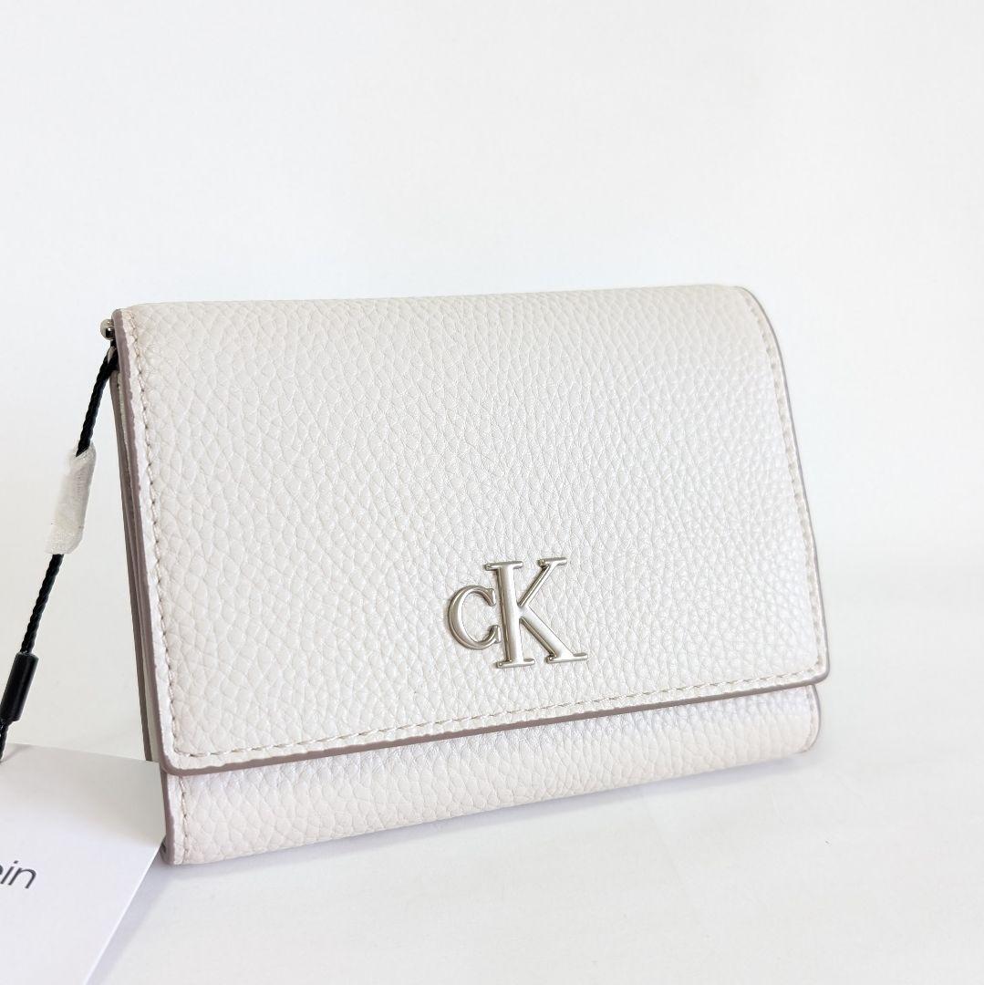 Calvin Klein 三つ折り財布 ホワイトグレージュ