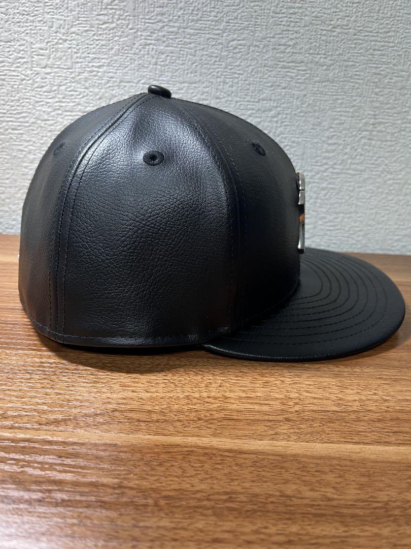 NEWERA 59FIFTY ブラックレザーキャップ 7 4/1 ラインストーン