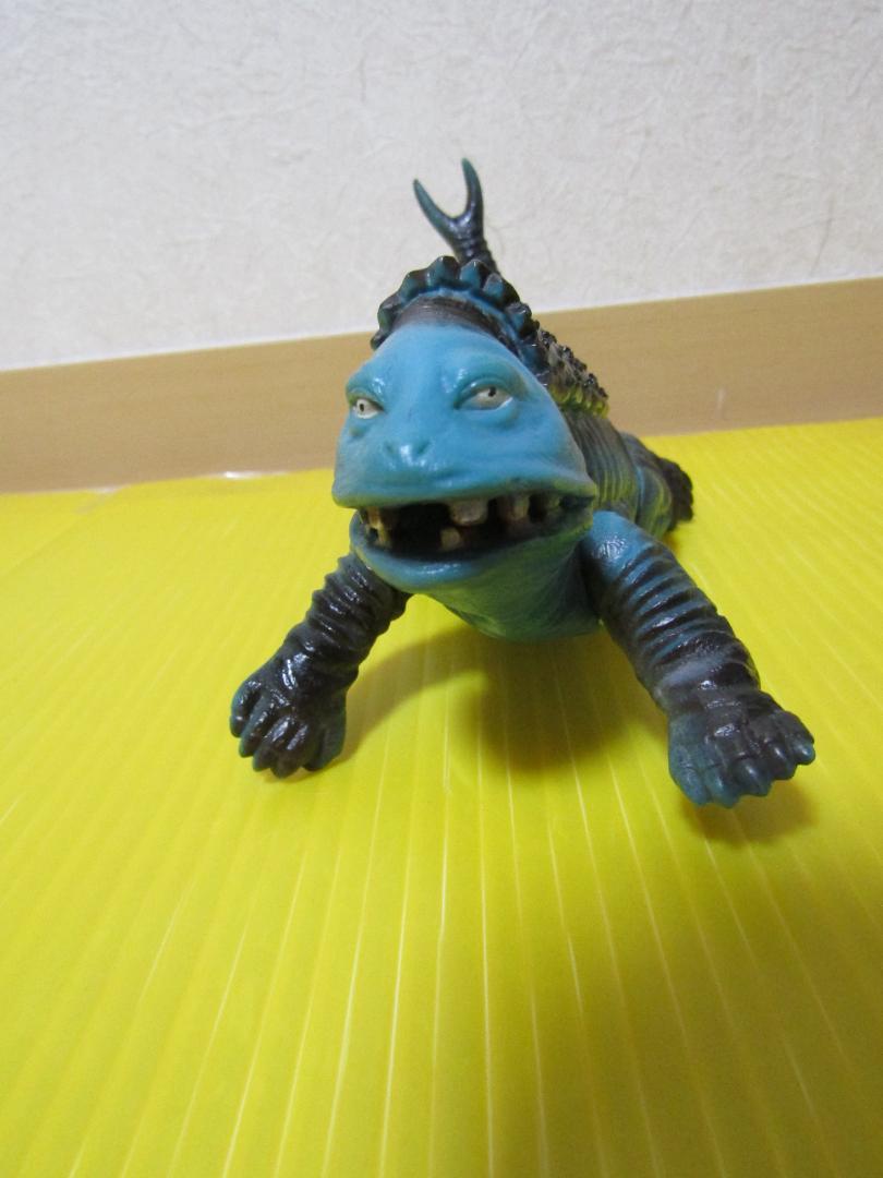 ケムラー　ポピー　キングザウルス　ソフビ