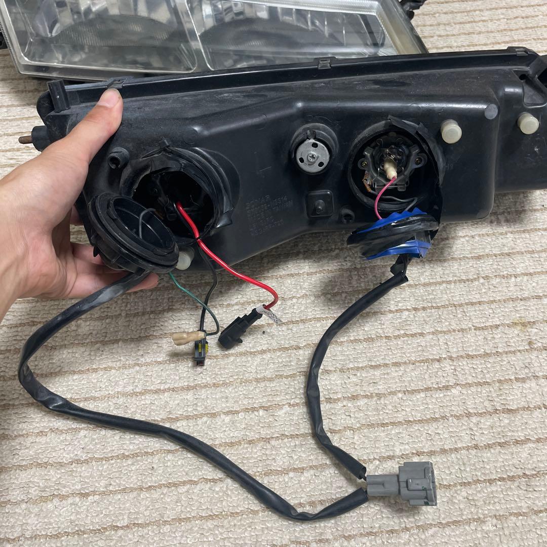 爆売り!】【爆売り!】シルビア S14 後期 ヘッドライト ライト