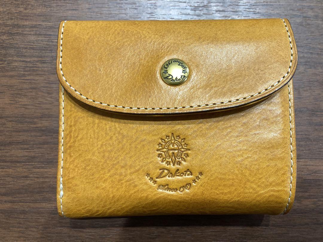 美品　ダコタ　Dakota 二つ折り　二つ折り財布 0036441 マスタード