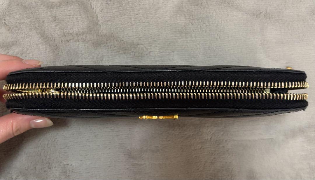 Saint Laurent サンローラン　長財布　ロゴ財布