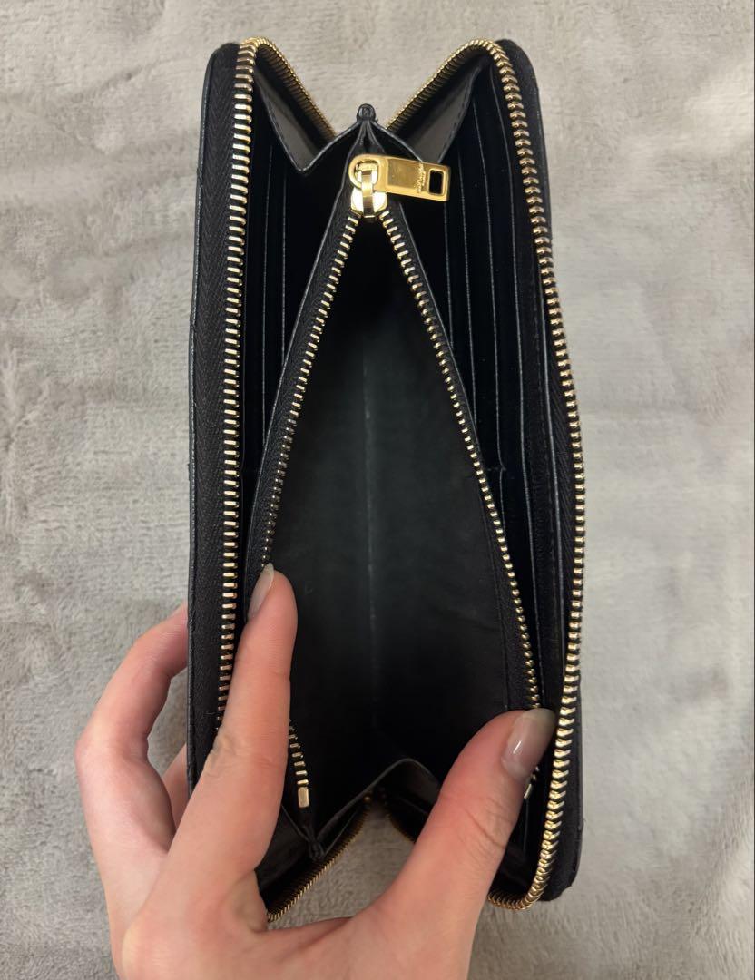 Saint Laurent サンローラン　長財布　ロゴ財布