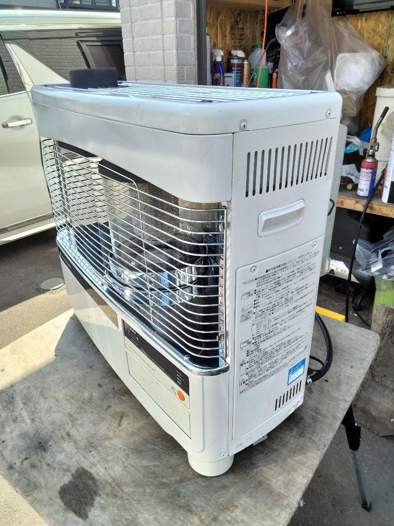 引き取り及び近郊配達限定出品！コロナ煙突床暖対応石油ストーブ2014年式中古品