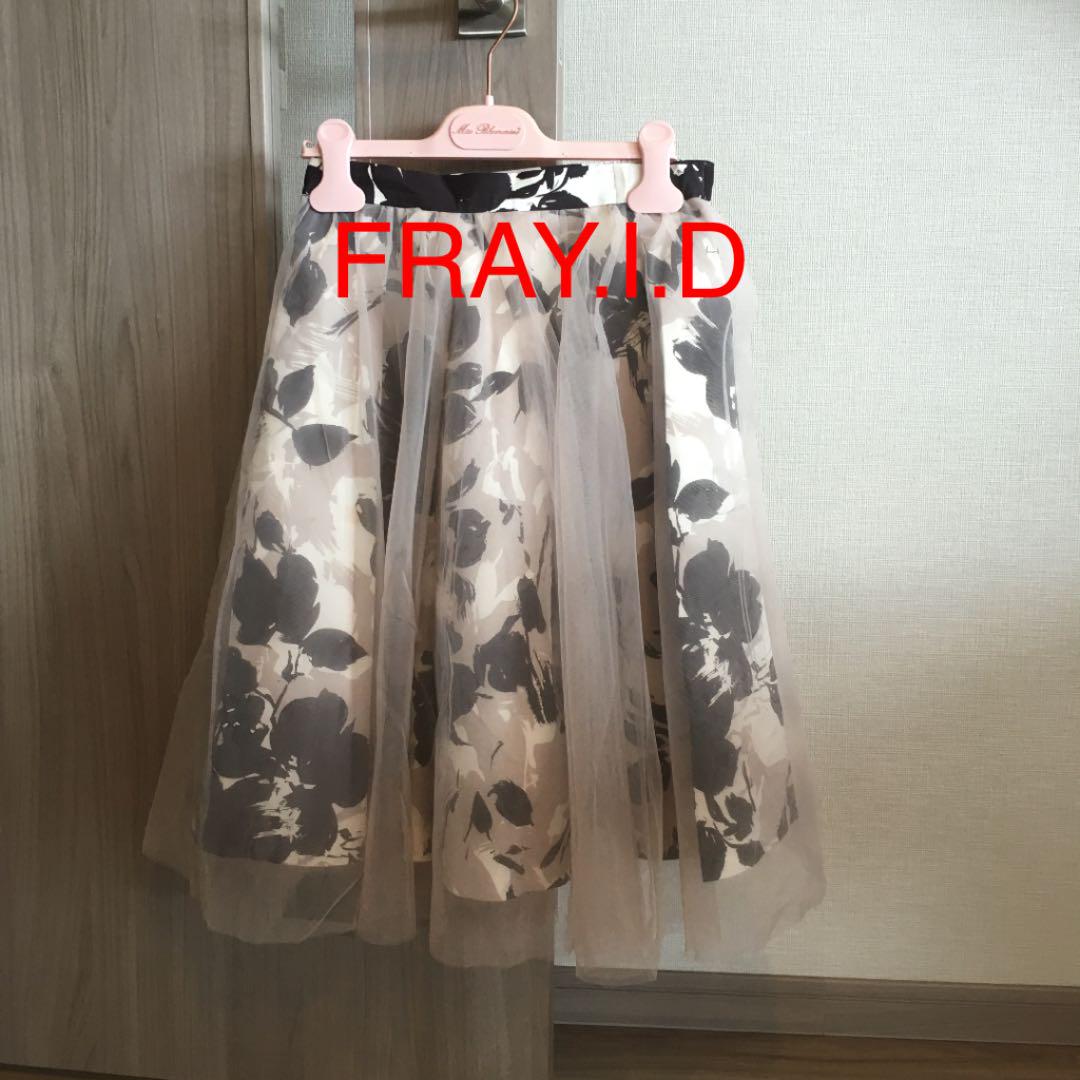 メルカリ Fray I D スカート 花柄 フレイアイディー ひざ丈スカート 2 999 中古や未使用のフリマ メルカリ Fray I D スカート 花柄 フレイアイディー ひざ丈スカート 2 999 中古や未使用のフリマ