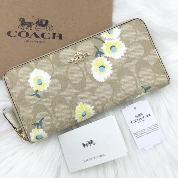 新品未使用 コーチ長財布 COACH財布 レディース シグネチャー マーガレット