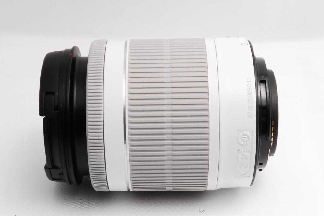 美品 Canon EF-S 18-55mm f/3.5-5.6 IS STM